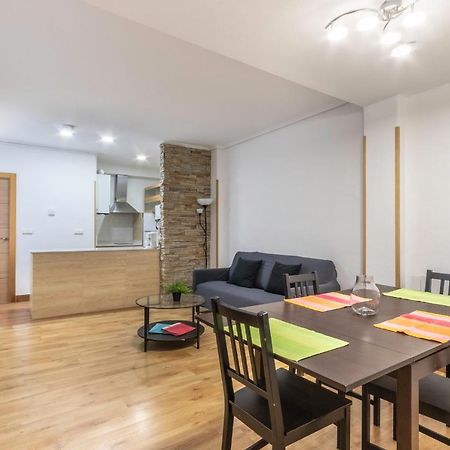 Apartamento Junto Al Guggenheim Con Parking Gratuito Bilbao Zewnętrze zdjęcie