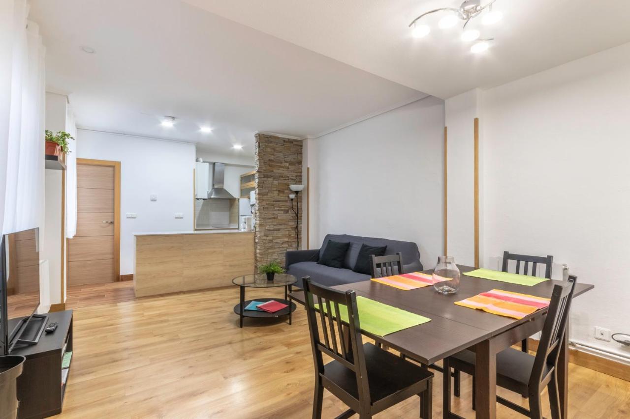 Apartamento Junto Al Guggenheim Con Parking Gratuito Bilbao Zewnętrze zdjęcie